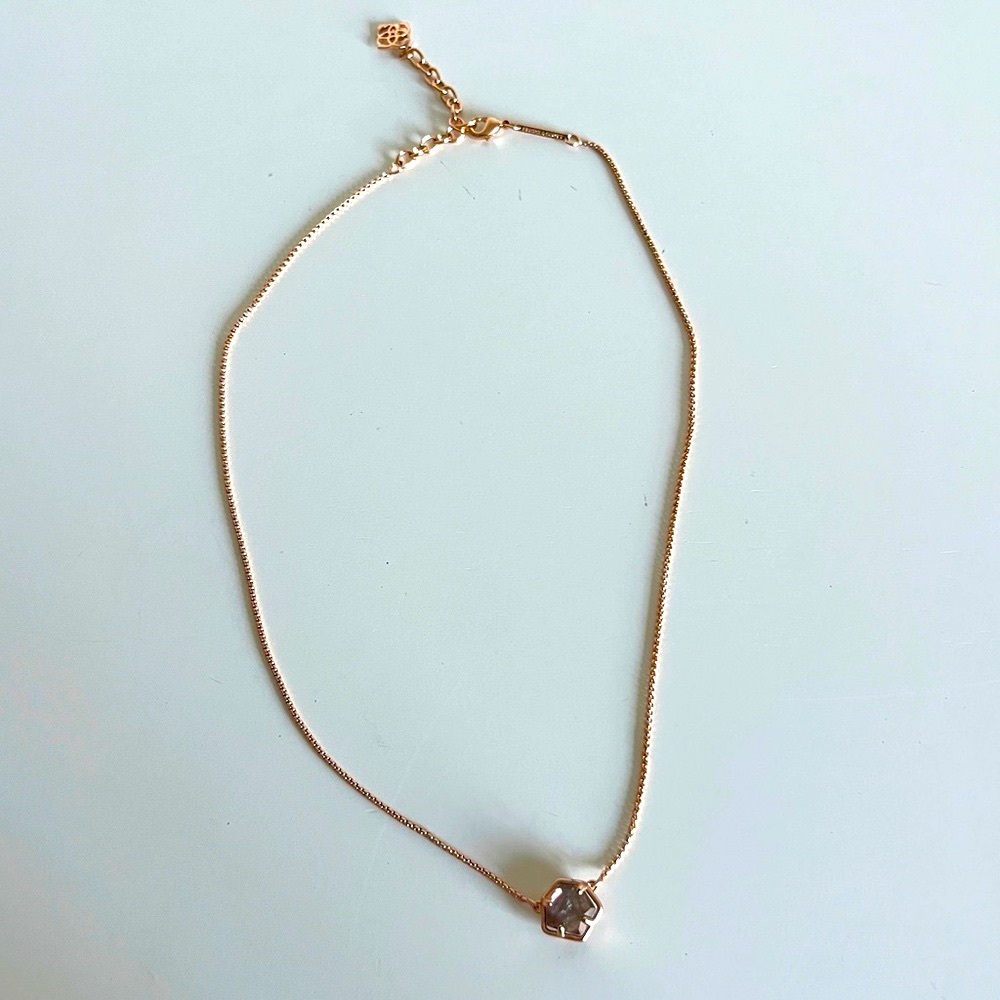 Kendra Scott rose gold pendant necklace with stone